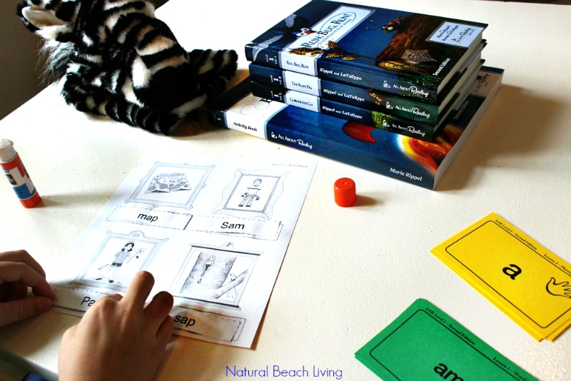 The Best Homeschool reading curriculum All About Reading, Easy ways to teach early reading skills with hands on learning, books, games, tips, Teach Reading, Teach reading preschool, special needs, tips Multisensory 