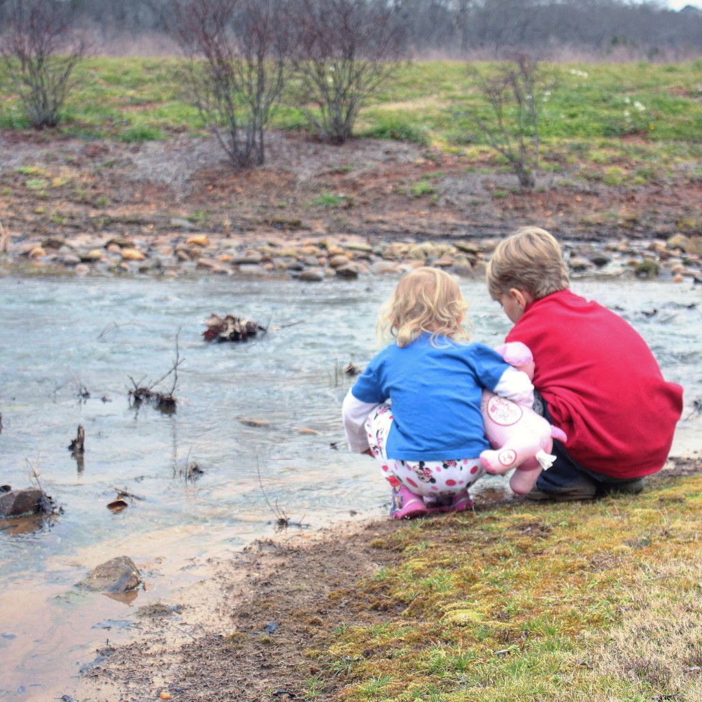 Unschooling and How it can Look in the Real World, Letting go of the "Norm" and trusting your kids interests to guide you on a homeschool journey.
