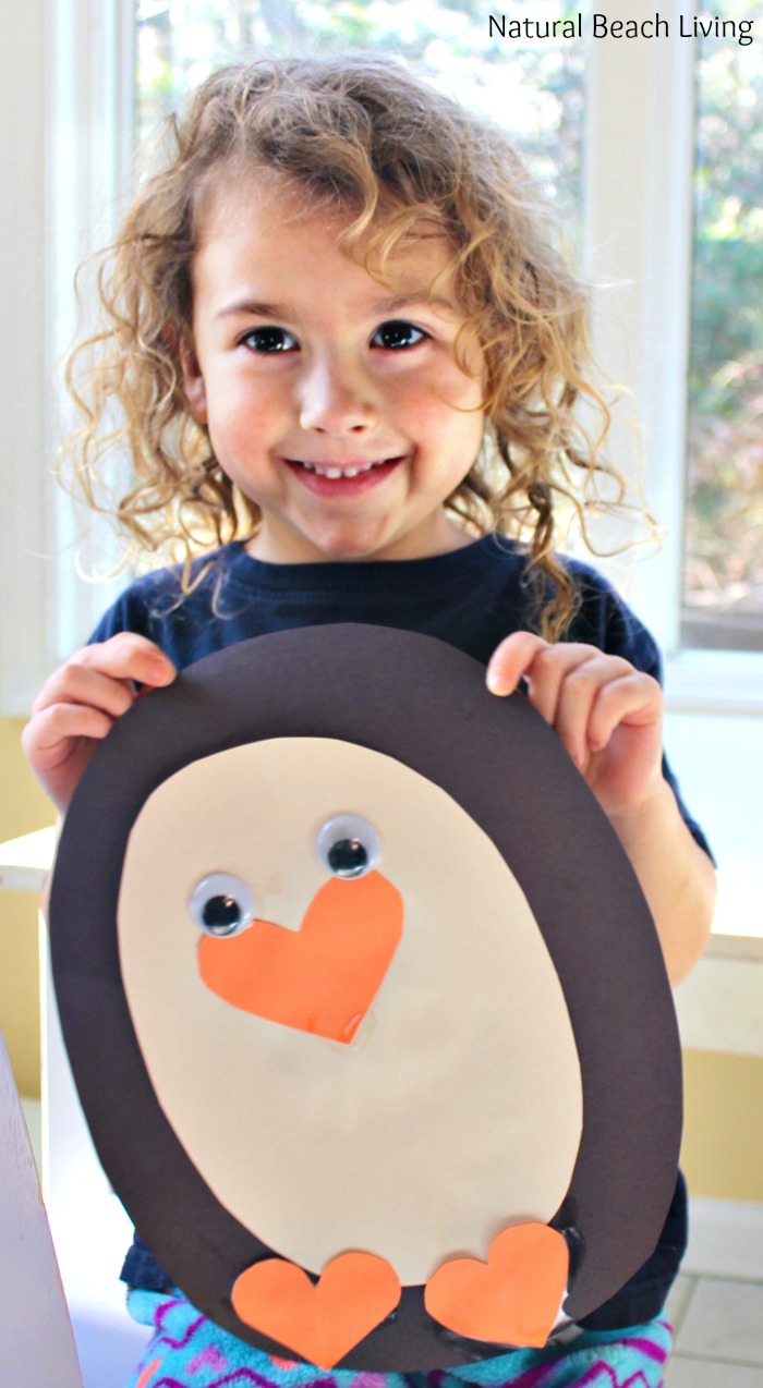 Adorable Penguin Craft Preschool Activity, Penguin Theme Unit, Penguin Crafts, Fine motor skills, This little penguin is so cute everyone will love it. 