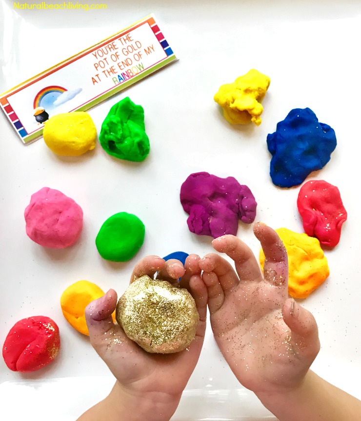 Get The Best Rainbow Playdough Recipe and Free St. Patrick's Day Treat Bags, Perfect Party bags for St. Patrick's Day with Free Printables for St. Patrick's Day, Rainbow ideas for kids, Kids Love this Pot of gold playdough fun