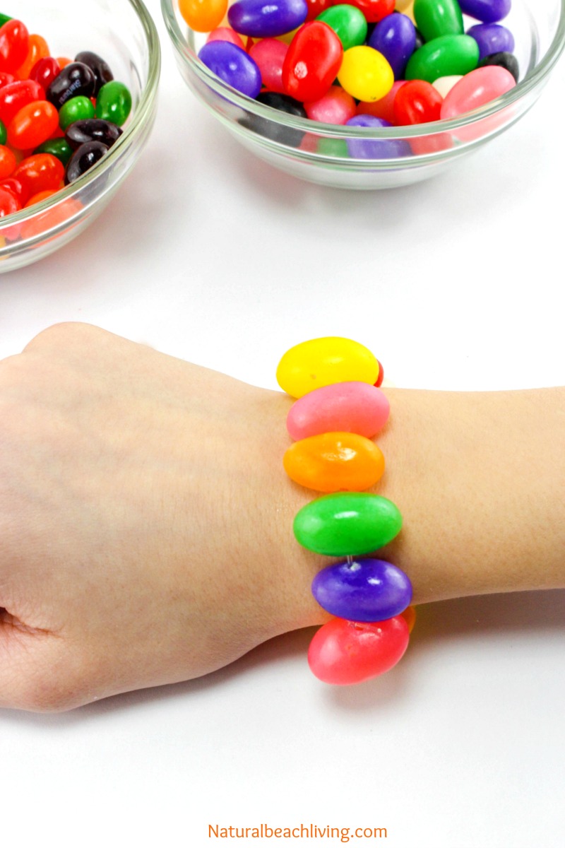 Jelly Bean Crafts, How to Make a Jelly Bean Bracelet, Easter Craft Idea for Kids, The Jelly Bean Prayer Printable, Easy Easter Activity everyone will love,