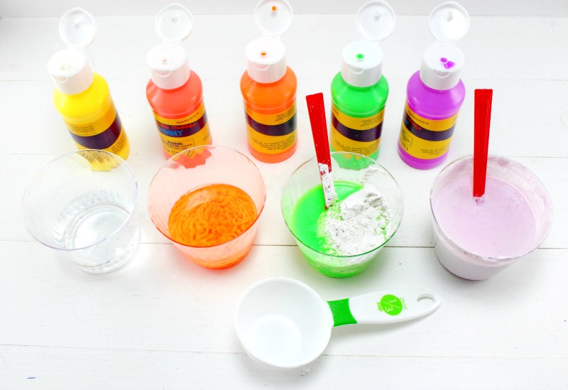 How to Make DIY Sidewalk Chalk Kids Will Love, Homemade Sidewalk Chalk Paint, Perfect Summer Activities for Kids, Makes a great Gift Idea, Pre-teen Craft 