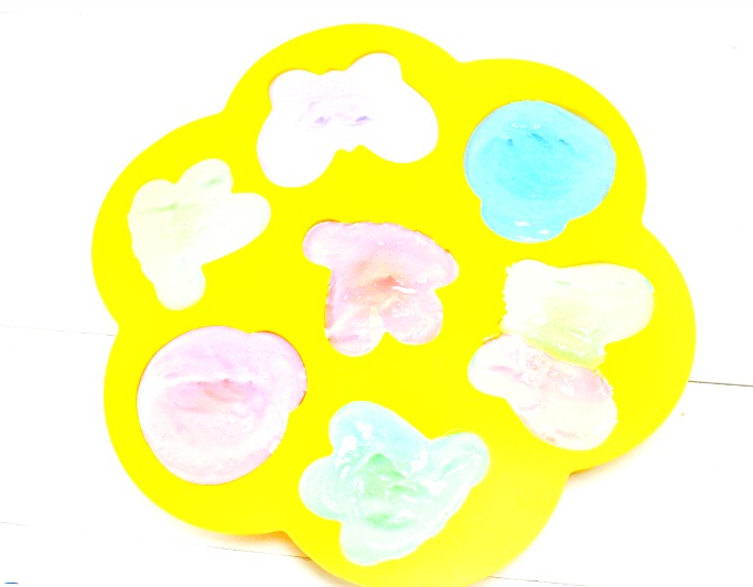 How to Make DIY Sidewalk Chalk Kids Will Love, Homemade Sidewalk Chalk Paint, Perfect Summer Activities for Kids, Makes a great Gift Idea, Pre-teen Craft 
