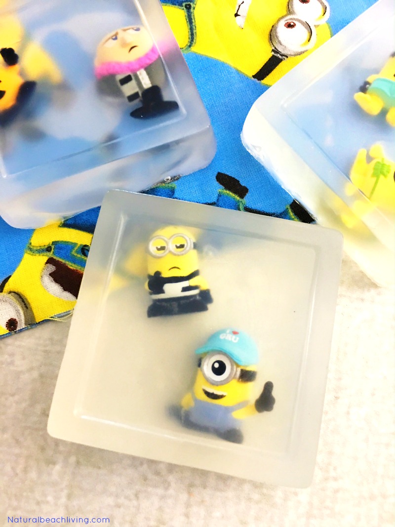 How to Make Homemade Soap Minions Style, Despicable Me Minions, Easy Homemade Soap Recipe, Minions Soap, DIY Soap, Cutest Soap Ever, Kids Love it