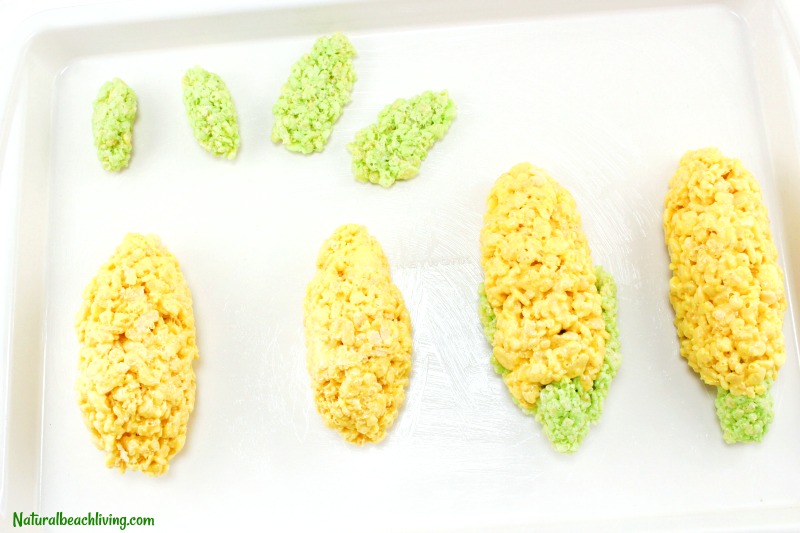 How to Make a Summer Rice Krispie Treat Recipe Everyone will Love, Corn on the Cob Rice Krispy treats, Summer Recipe, Easy Snack for Kids, Party food, YUM!