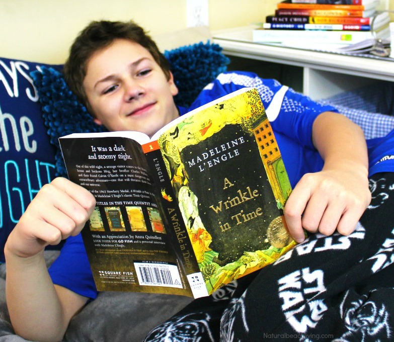 The Importance of a Reading Habit, Here, you will learn the importance of reading, tips for developing a reading habit, and how to raise readers! Great Homeschooling reading and learning resources