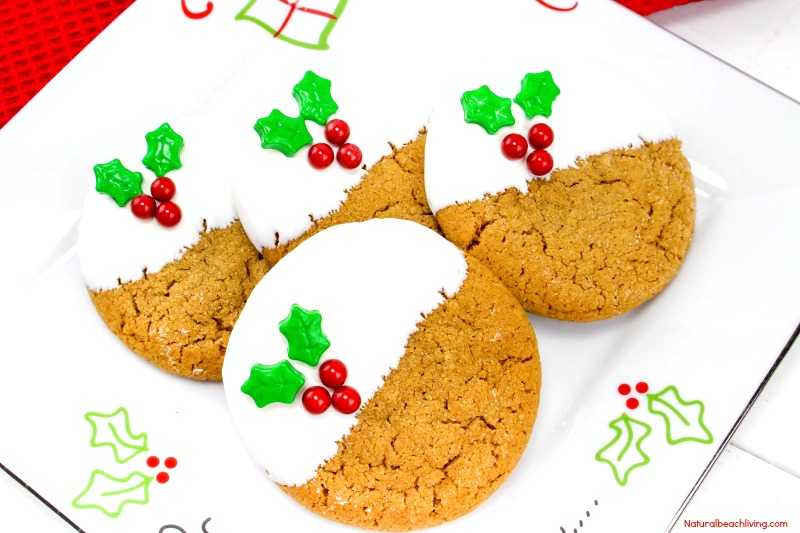 The Best Homemade Gingerbread Cookies Recipe, Perfect Christmas Cookies, Homemade Gingerbread Cookies, Gingerbread Cookies Recipe, White Chocolate Gingerbread Cookies, #cookies #Christmascookies #gingerbread #gingerbreadcookies 