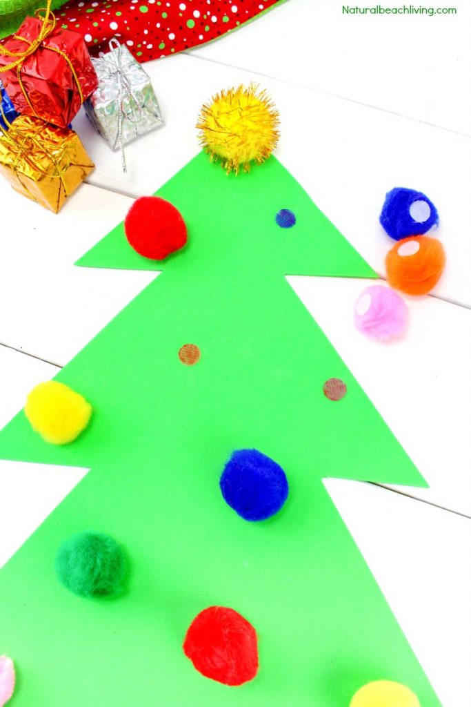 Easy Christmas Color Matching Activities, Color Activities for Preschoolers, Color Activities for Toddlers, Color Matching Activities, Christmas Activities for Kids, Fine motor activities for toddlers and preschoolers, #coloractivities #preschoolactivities #Christmasactivities #toddleractivities