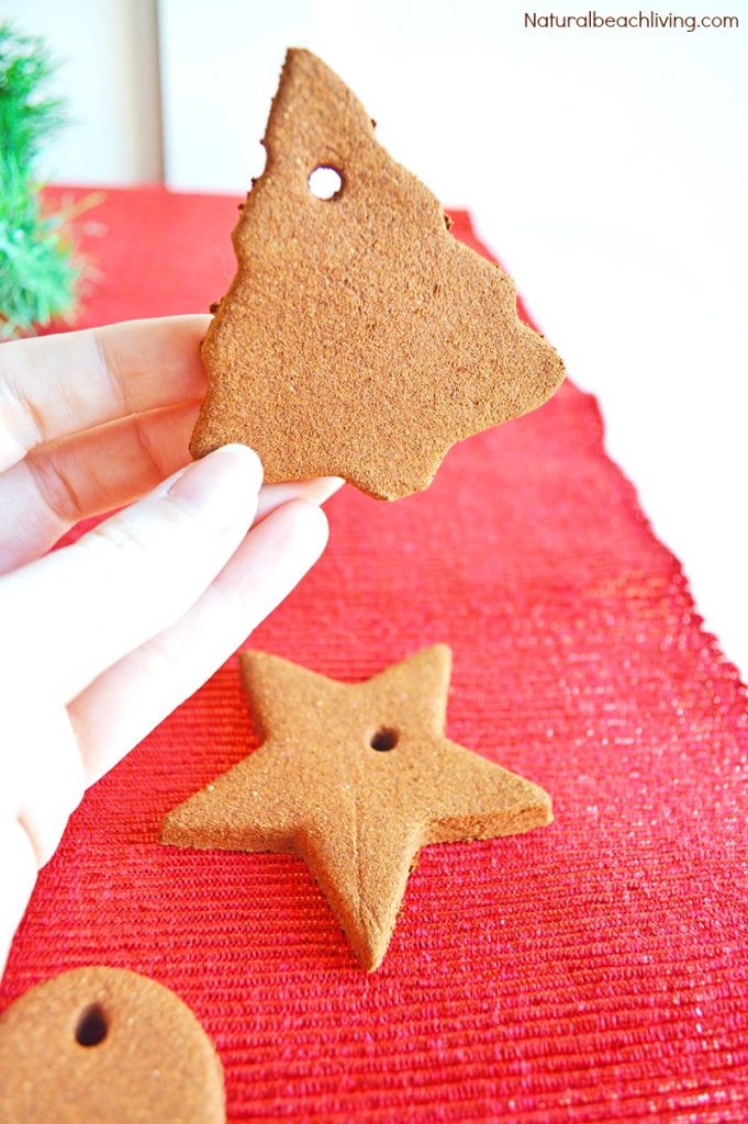 The Best Applesauce Cinnamon Ornaments Kids Love to Make, Easy Cinnamon Ornaments, Kid Made Ornaments, Christmas Ornaments Craft, Christmas Craft for Kids, Cinnamon Dough, #cinnamonornament #Christmasornaments #kidmade #Christmascrafts #cinnamonsensory