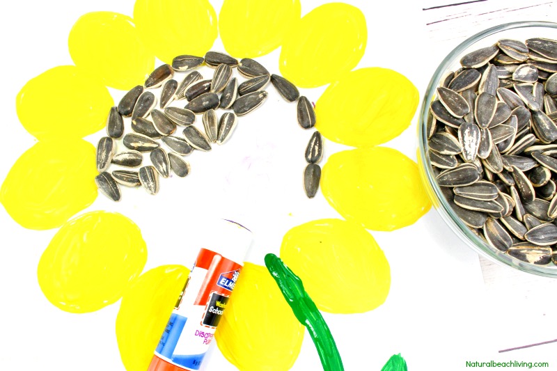 Easy Sunflower Art for Kids, Sunflower Crafts for Kids, Spring is here and this super cute sunflower art would be fun for your children to make! You just need a few items and your kids will be creating a sunflower craft perfect to display, Sunflower activities for Kids, This easy art and craft idea is perfect for any age.