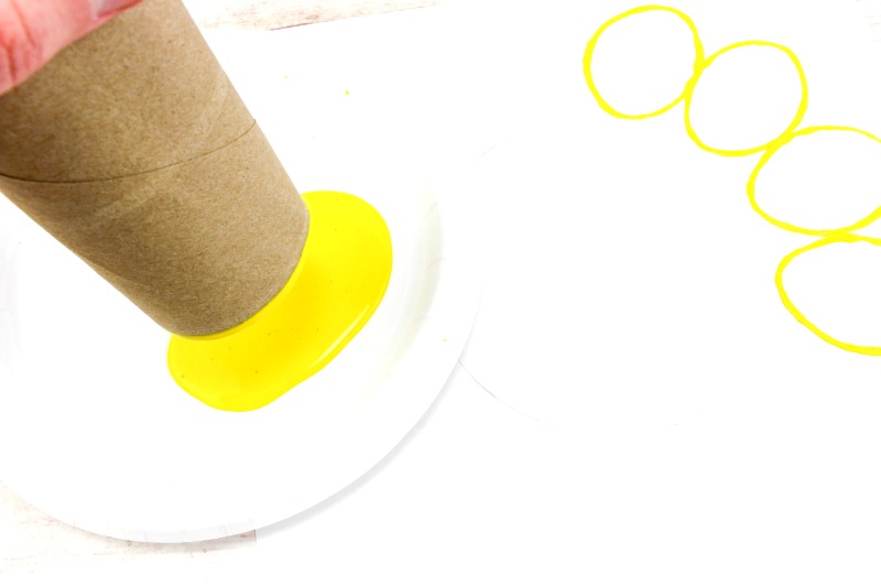 Easy Sunflower Art for Kids, Sunflower Crafts for Kids, Spring is here and this super cute sunflower art would be fun for your children to make! You just need a few items and your kids will be creating a sunflower craft perfect to display, Sunflower activities for Kids, This easy art and craft idea is perfect for any age. #sunflowers #flowercrafts #floweractivities #sunflowercrafts #sunflowerart #artforkids #craftsforkids #flowerart #preschoolcrafts #summercrafts #preschoolart #springactivities Easy Sunflower Art for Kids, Sunflower Crafts for Kids, Spring is here and this super cute sunflower art would be fun for your children to make! You just need a few items and your kids will be creating a sunflower craft perfect to display, Sunflower activities for Kids, This easy art and craft idea is perfect for any age.