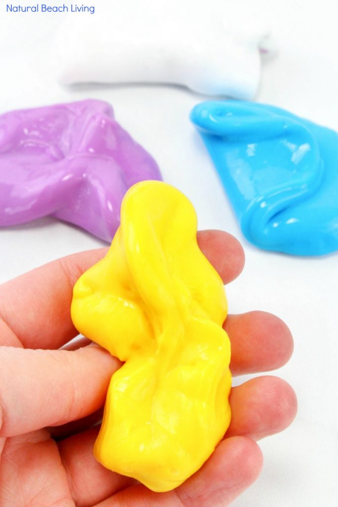 How to Make Putty, This Homemade Putty uses only 3 ingredients and is a fun take on Thinking Putty, This Therapy Putty Recipe is great for special needs, autism, and working fine motor skills, You'll find The Best Sensory Play and DIY Putty recipes here. 
