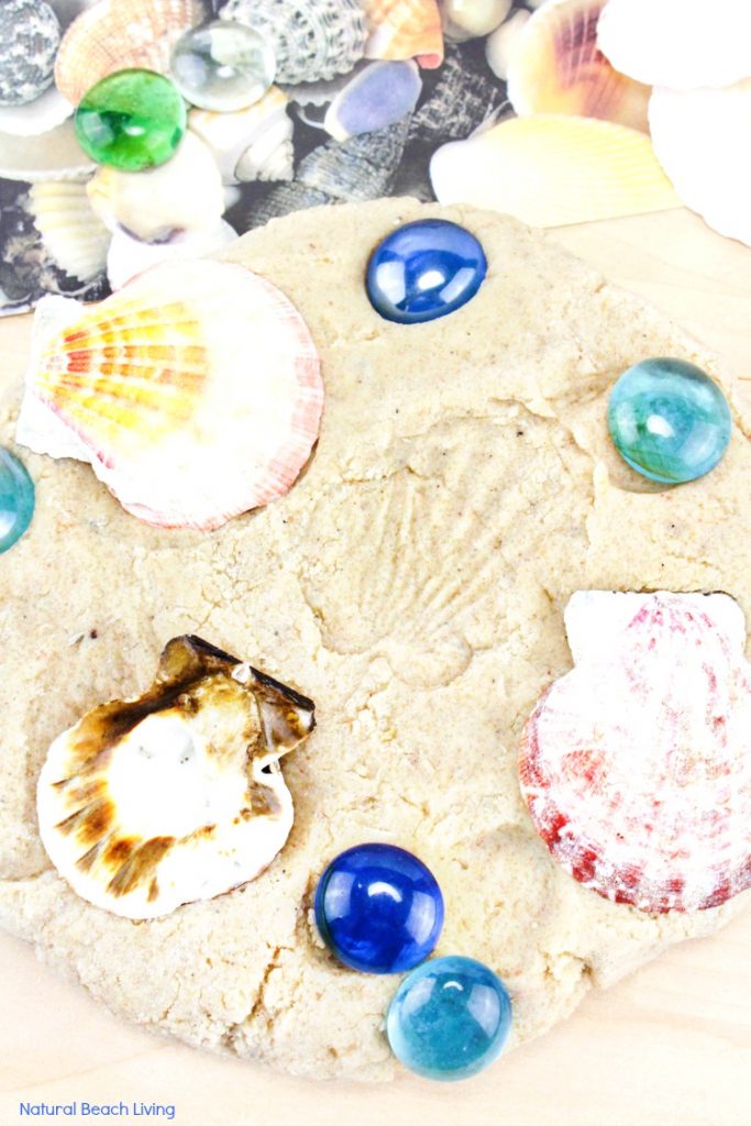 40+ August Preschool Crafts From pencil crafts for back to school season or lots of fun insect crafts, boats, sand playdough, and seashells crafts, you'll find the Best August Arts and Crafts Activities for Kids and Summer Crafts for Preschoolers