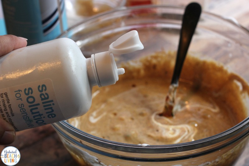 Gingerbread Slime Recipe with Contact Solution, Little hands love the wonderful oozing fluffy slime and the delicious smell of this Gingerbread Slime, Gingerbread Slime with Contact Solution is a perfect Christmas Slime, Best Slime Recipes.
