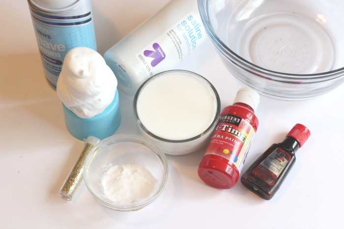 This Candy Cane Slime Recipe with Contact Solution is AMAZING, Fluffy Slime, Slime Recipe with Contact Soltion Recipes, How to make slime with contact solution, Fluffy Candy Cane Slime for Christmas Slime ideas, Peppermint Slime Recipe