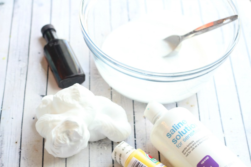 Popcorn Slime Recipe with Contact Solution, How to make slime with contact solution, If you have a slime lover in your house and you are looking for a fun NEW SLIME RECIPE , this is it! This Popcorn Slime Recipe is Amazing!  Slime Recipe with Contact Solution is one of our favorites, make it fluffy slime, scented slime, or jiggly slime, your child will love them all. 