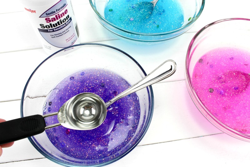THE BEST Contact Solution Slime, This is the perfect Unicorn Slime made with only a few ingredients for fun sensory play. This Slime Recipe with Contact Solution ia an easy Glitter Glue Slime Recipe, See How to Make Slime with Contact Solution and How to Make Unicorn Slime with your kids 