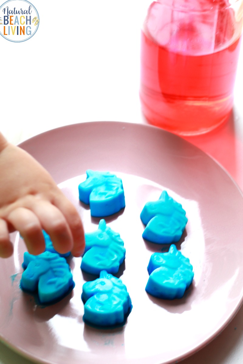 A Fun Unicorn Science Activity for toddlers and preschoolers. This Baking Soda and Vinegar Science Experiment is perfect for science experiments or sensory play explorations. Add this to your Unicorn Activities or for a Unicorn Party Idea, it's an Easy Science Experiment for kids