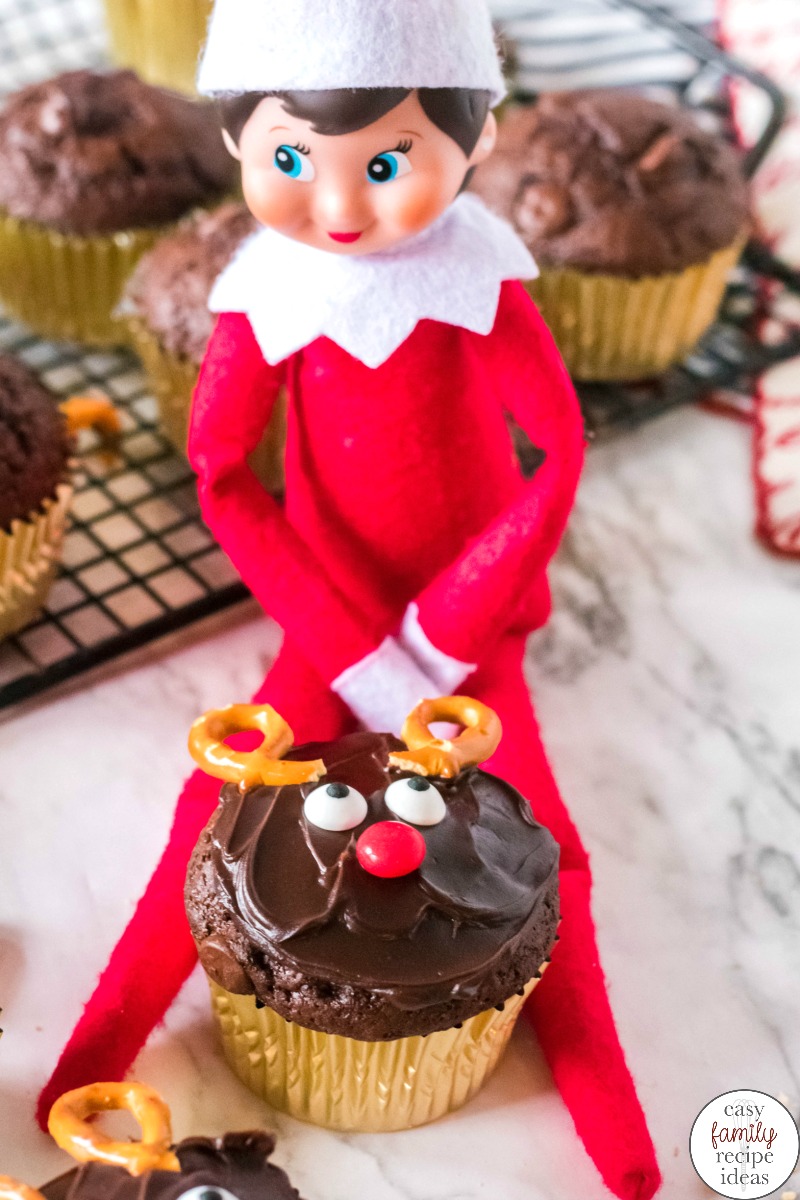 Elf on the Shelf Baking Reindeer Cupcakes Kids Love