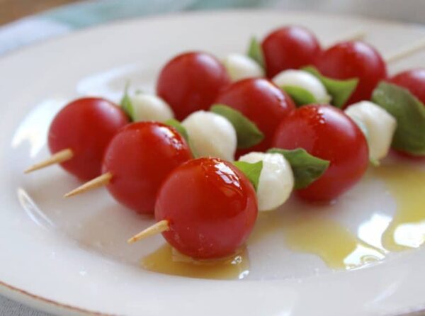 30+ Delicious Picnic Food Ideas Not Sandwiches for Kids and Adults