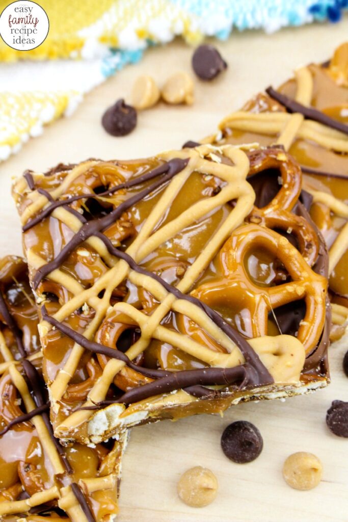 Over 45+ DELICIOUS PICNIC DESSERTS that are easy to make, transport, and enjoy, even on the hottest days. Find favorite cookies recipes, cookie bars, snack mix, easy to make treats, and so much more. Plus over 150 Picnic Food Ideas for Kids and Adults