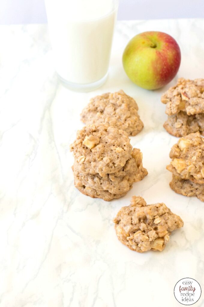 Find over 35 healthy back to school snacks, As children head back to school, it's important to make sure they have healthy snacks to fuel their brains and bodies throughout the day, delicious after school snack ideas for kids