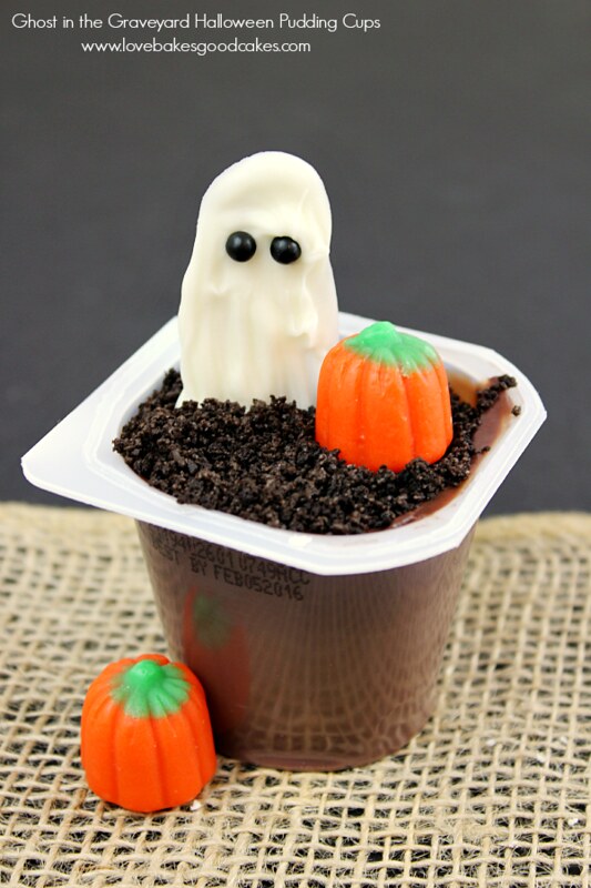 Find over 25 Easy and Fun Halloween Snacks for Kids; these are perfect Halloween snack ideas, from Monster Cupcakes and Halloween Snack mix to Healthy Halloween Treats. Kids and Adults Love these Halloween Recipes